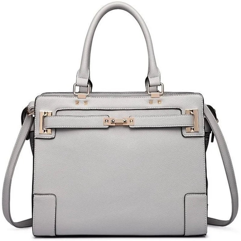 LuxPet Petit Voyage - Bolsa Sling e Passeio